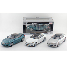 Legierungs-Auto-Spielzeug-Auto-Druckguss 1: 24 Modell-Auto (H2868102)